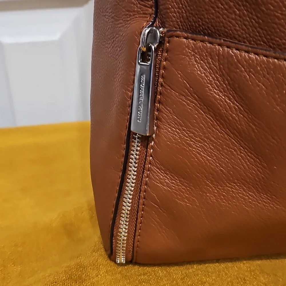 Michael Kors Sloane Leather Hobo Bag In Luggage Brown EUC